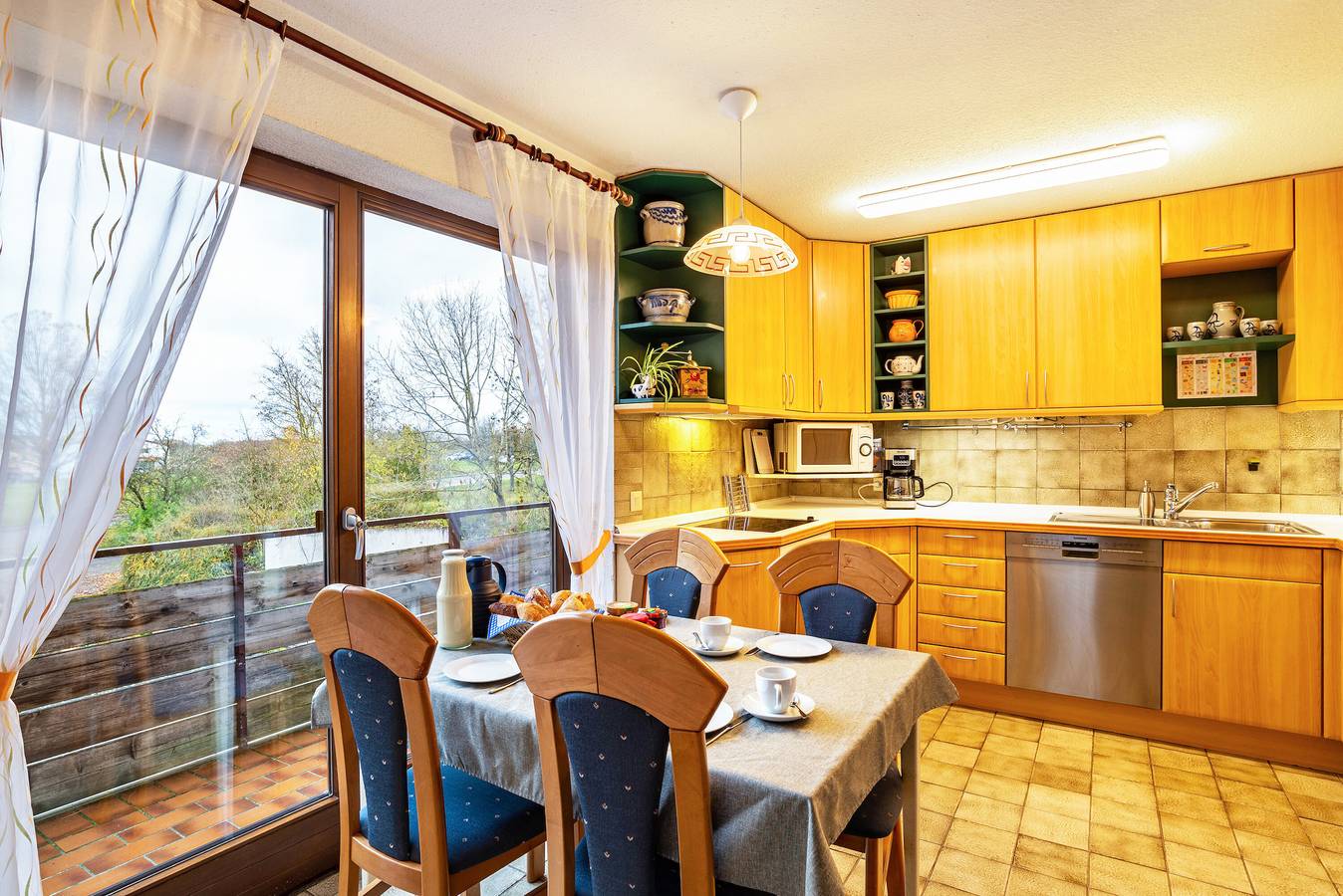 Ganze Wohnung, Ferienwohnung Karle, 55 qm, im 1. Og, 1 Schlafzimmer, 1 Wohnzimmer , 3-4 Personen in Künzelsau, Hohenlohe