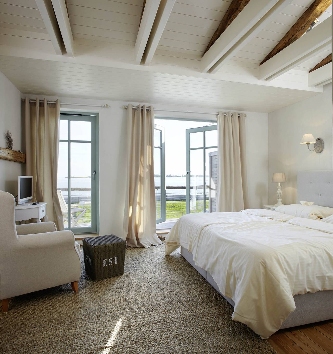 Ferienhaus 'Strandhaus-Fehmarn, Steuerbord' mit privater Terrasse, Balkon & Wlan in Fehmarnsund, Fehmarn