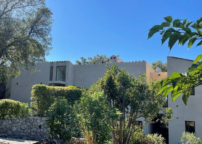 Chambre d’hôte pour 2 personnes, avec jardin et piscine