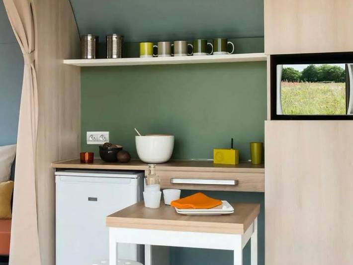 Tente pour 4 personnes, avec bassin pour enfant en Vendée - 3