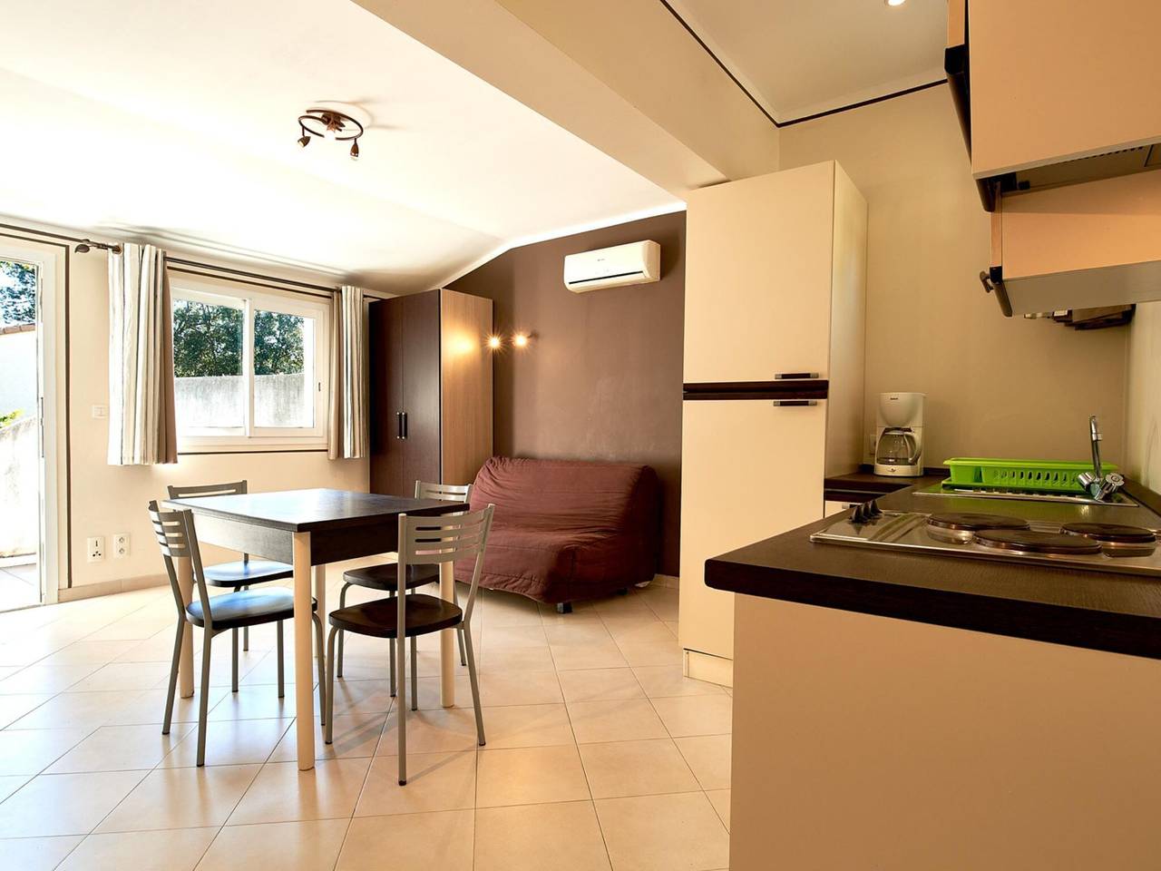 Haus auf Korsika mit Gartenterrasse in Sari-Solenzara, Sartène und Umgebung
