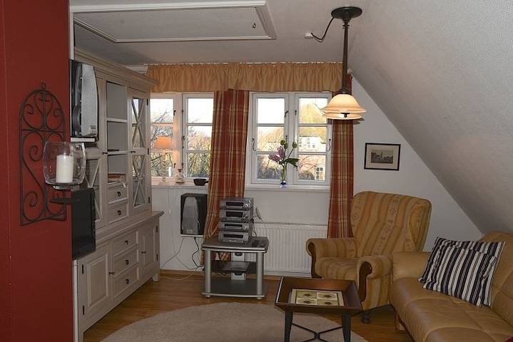 Ganze Ferienwohnung, Ferien unterm Reetdach Whg 03 in Nordfriesische Inseln (Schleswig-Holstein) (Schleswig-Holstein), Oevenum