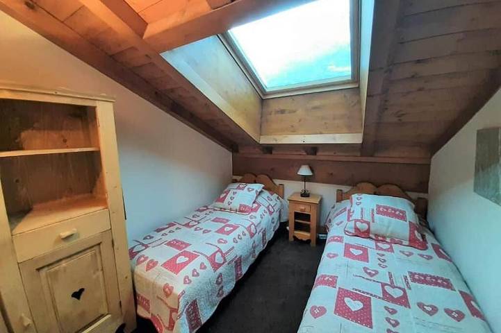 Appartement entier, Spacieux duplex piscine - 5/6 couchages - Chamonix Mont-Blanc - Vallorcine (74) in Vallorcine, Région de Bonneville