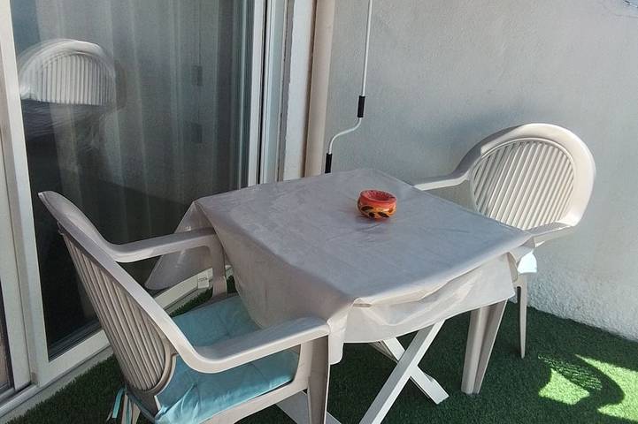 Ideal studio for a short stay, 20 minutes from the beaches between Nîmes and Montpellier in Lunel, Costa mediterránea (Francia)