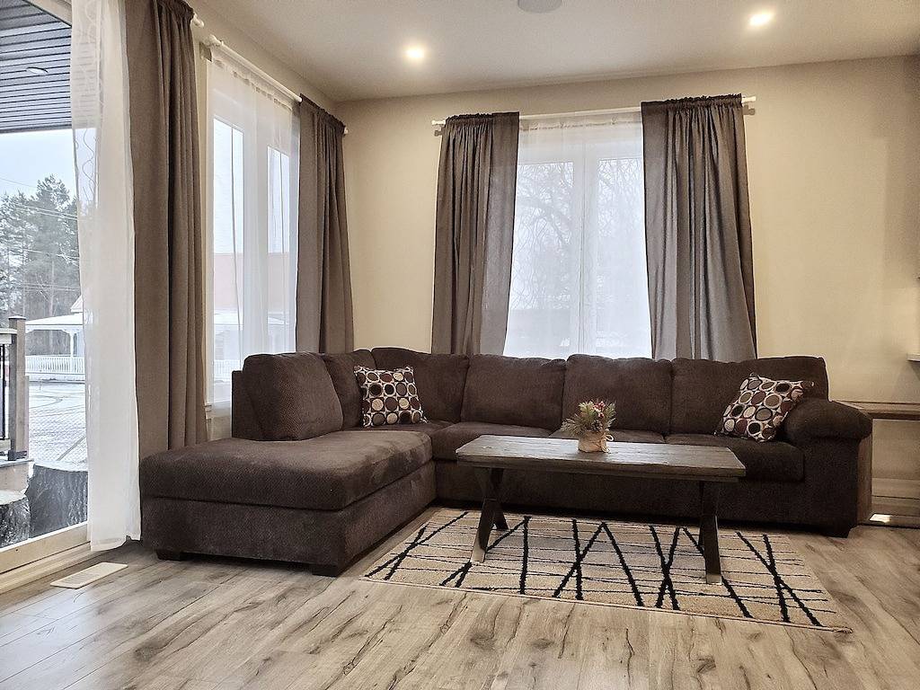 Luxury Custom Built Townhome Muskoka in Muskoka