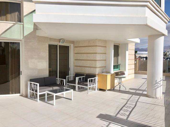 Ferienwohnung für 7 Personen, mit Ausblick und Pool sowie Garten - 1