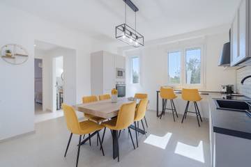 Gîte pour 4 personnes, avec balcon à Avola