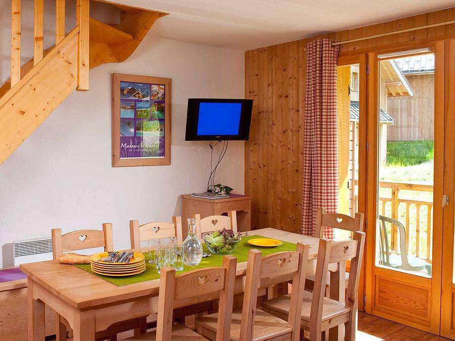 Madame Vacances - Résidence Les Chalets du Berger - Apartment 7 persons - Pmr in La Féclaz, Les Déserts
