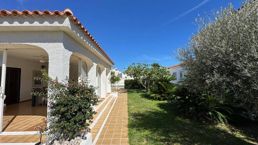 Casa rural para 6 personas, con piscina además de jardín y terraza en Vinaroz - 3