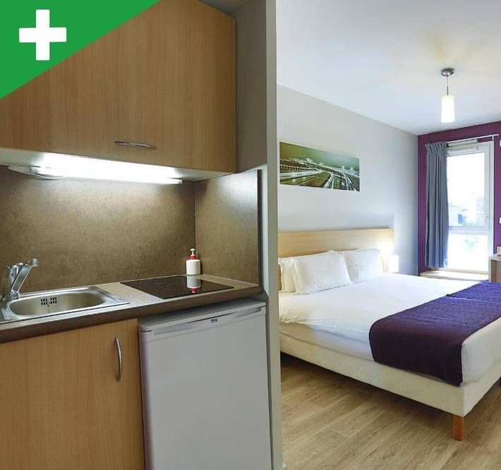 Hôtel pour 2 personnes à Saint-Priest - 2