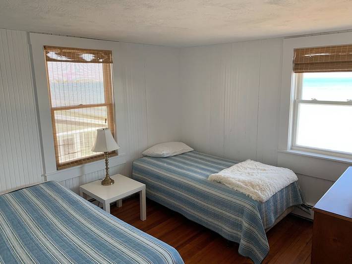 Vacation house for 8 people, with yard in Massachusetts