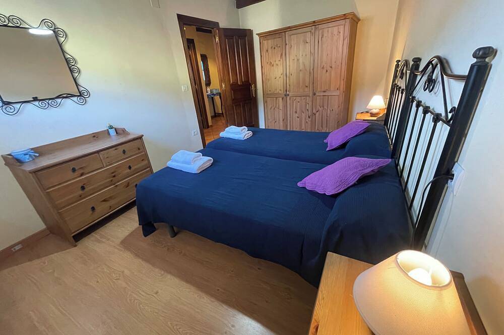 Casa Carmen for 8-9 people in Biedes in Piloña, Sierra del Sueve