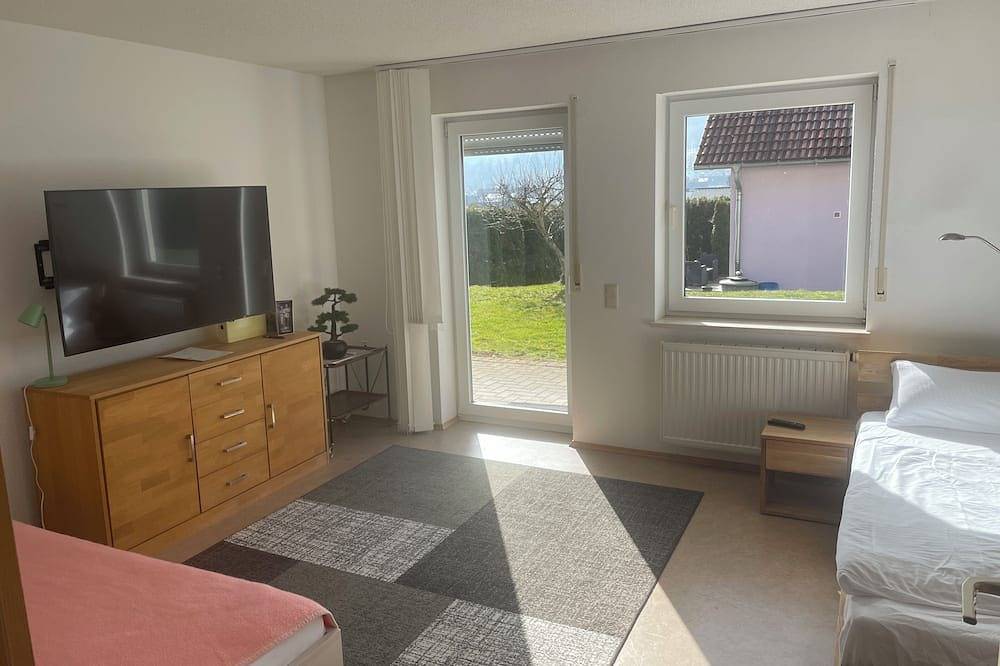 Ganze Wohnung, Ferienwohnung Loder 38 m2 in Blumberg, Südschwarzwald