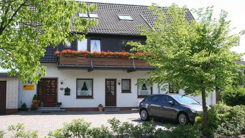 Ferienwohnung für 2 Personen, mit Balkon in Burhave