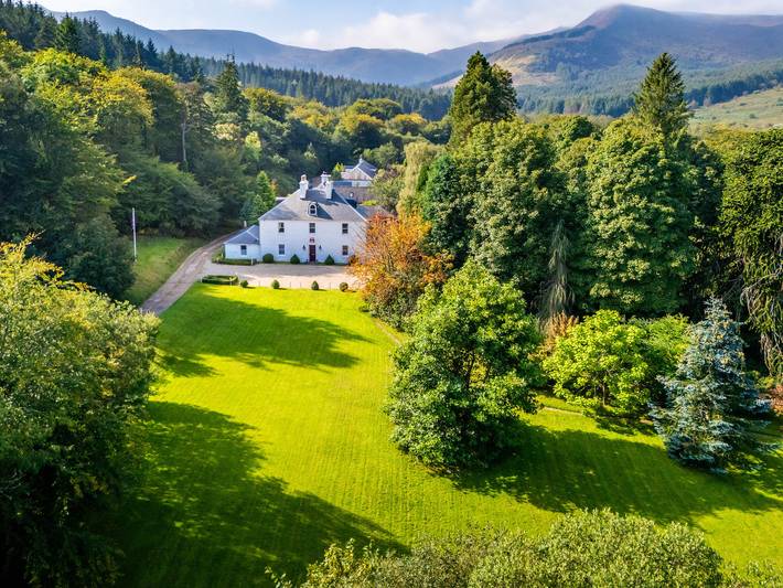 Cottage for 10 people, with garden on Isle of Arran