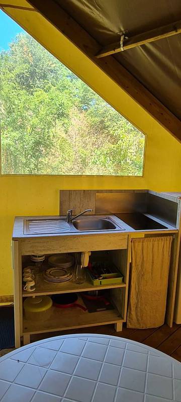 Tienda para 4 Personas en Reyrevignes, Parque Natural Regional Causses du Quercy, Foto 3