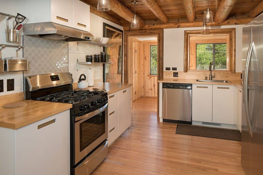 Log Cabin Nähe von Sedona in Cottonwood (AZ), Coconino Nationalwald