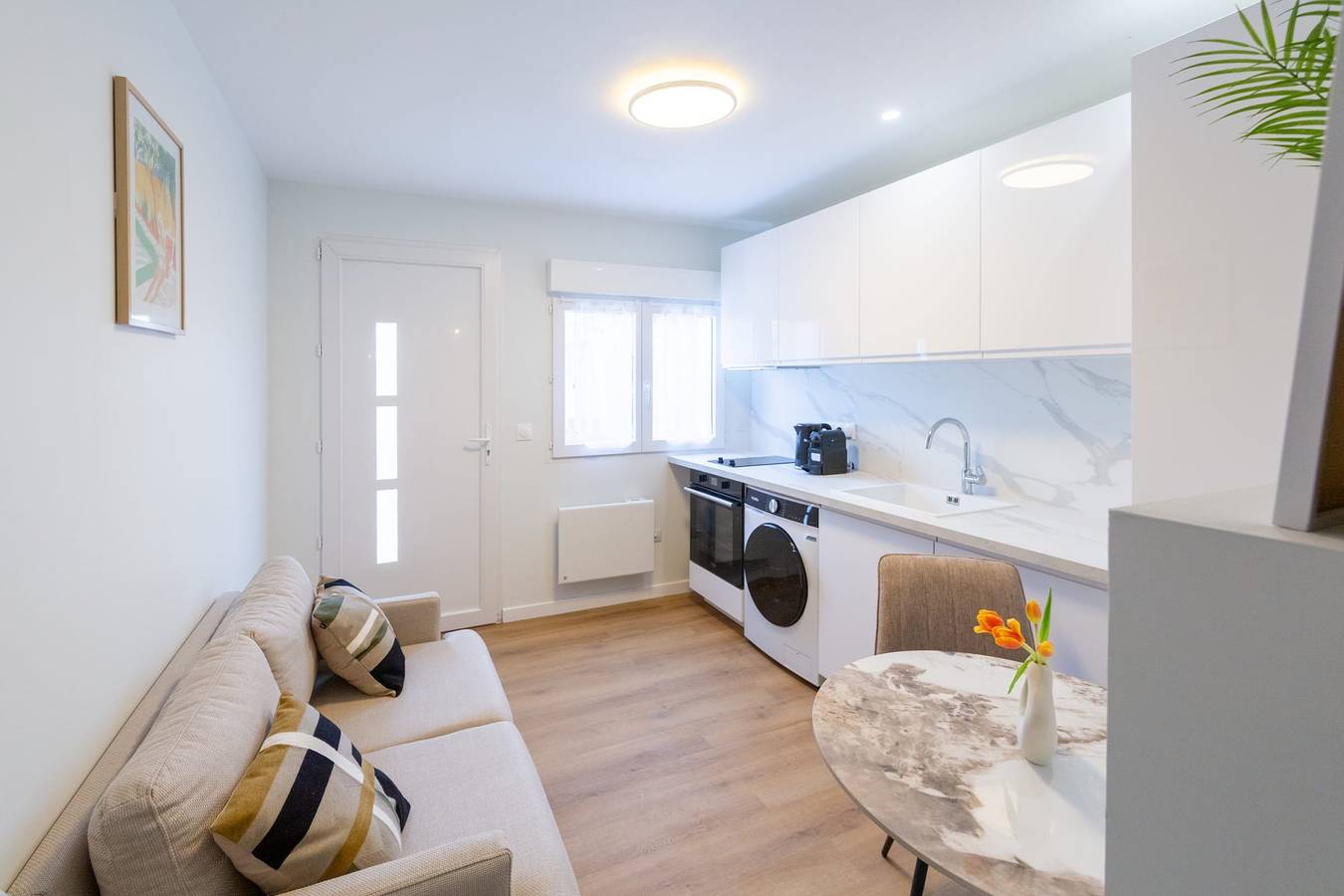 Appartement entier, Évasion Urbaine à Pessac – Standing & Sérénité in Pessac, Région de Bordeaux