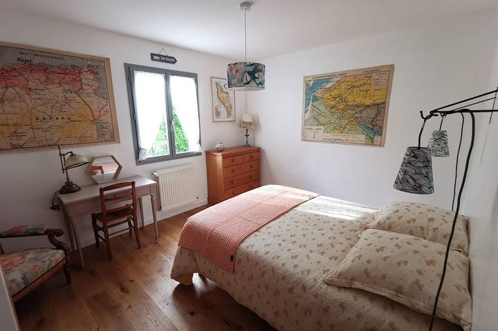 Gîte pour 4 personnes, avec piscine ainsi que jardin et terrasse à Lagord - 2