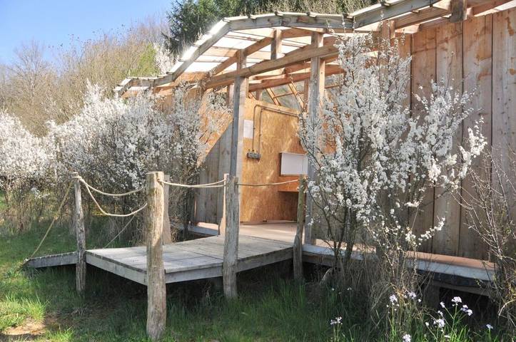 Location de vacances pour 3 personnes, avec jardin ainsi que vue et terrasse à Auberive - 3