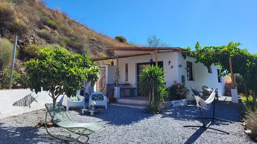 Apartamento de vacaciones para 2 personas, con vistas además de piscina y terraza - 1
