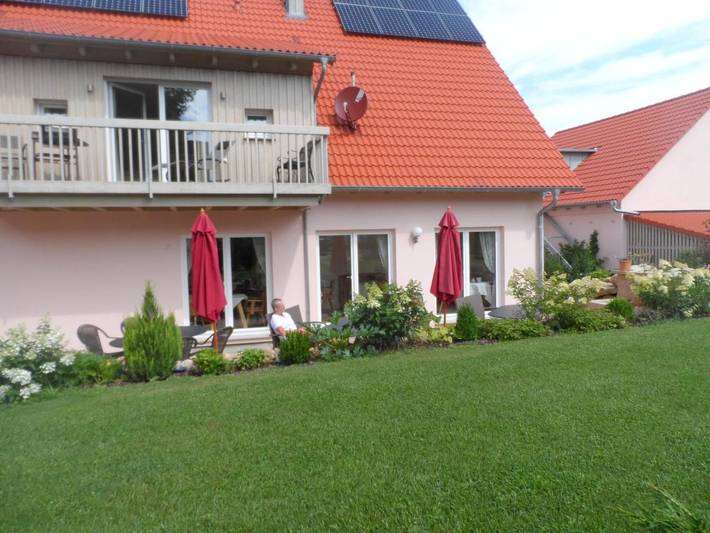 BnB für 2 Personen, mit Balkon und Terrasse sowie Garten und Ausblick in der Fränkische Schweiz