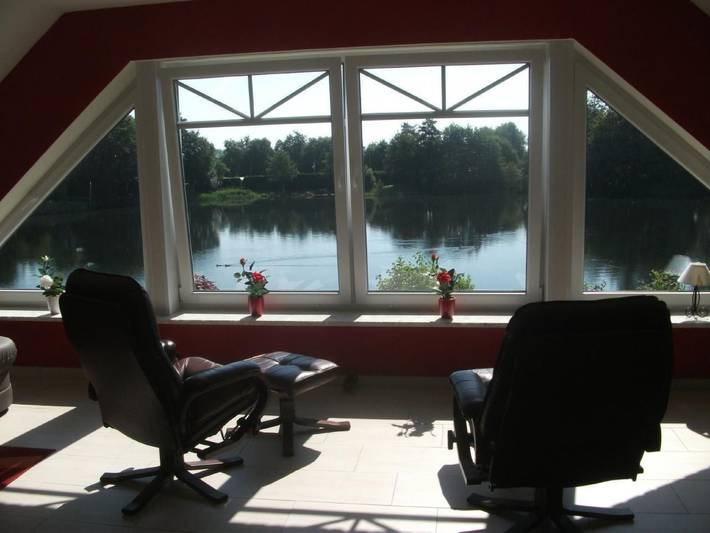 Ganze Wohnung, Landromantik mit traumhaftem Seeblick in Nenndorf, Landkreis Wittmund