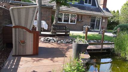 Ferienhaus für 6 Personen, mit Ausblick und Garten sowie Sauna in Almdorf