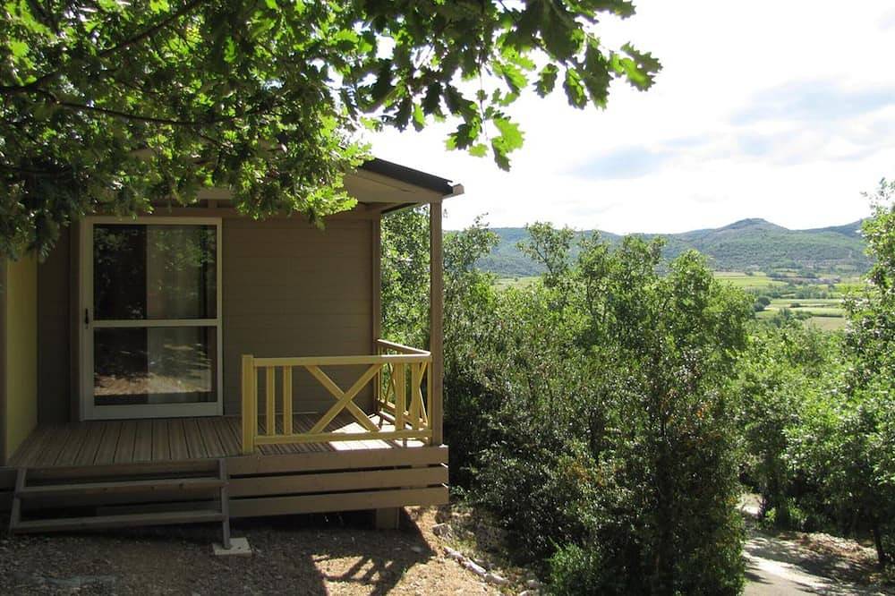 Gemütliches Chalet mit Terrasse in Vogüé in Vogüé, Ardèche