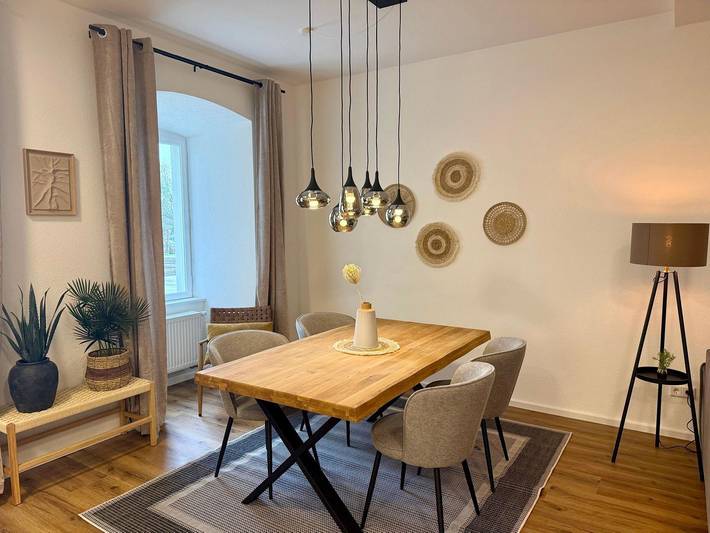 Ganze Wohnung, Exklusive Ferienwohnung im Schloss Espasingen in Espasingen, Stockach