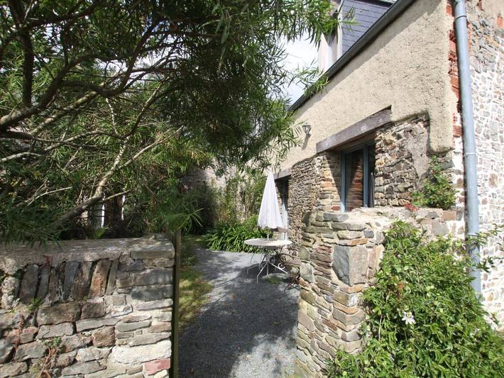 Gîte pour 2 personnes, avec jardin à Bretteville-sur-Ay - 2