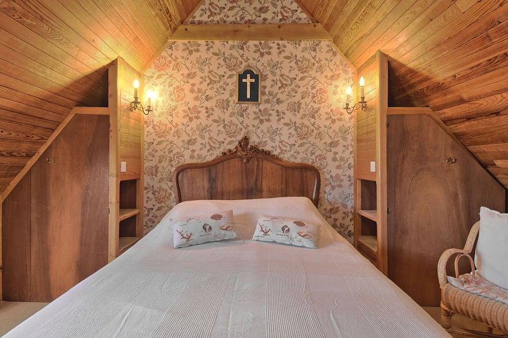 Atemberaubendes alleinstehendes Ferienhaus mit  W-Lan, Tv, Innenhof und Haustiere erlaubt in Île-Grande, Pleumeur-Bodou