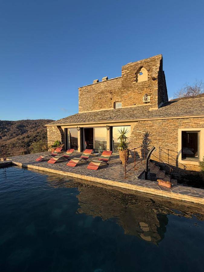 Chambre d’hôte pour 2 personnes, avec jardin et sauna ainsi que piscine et vue dans Haute-Corse - 3