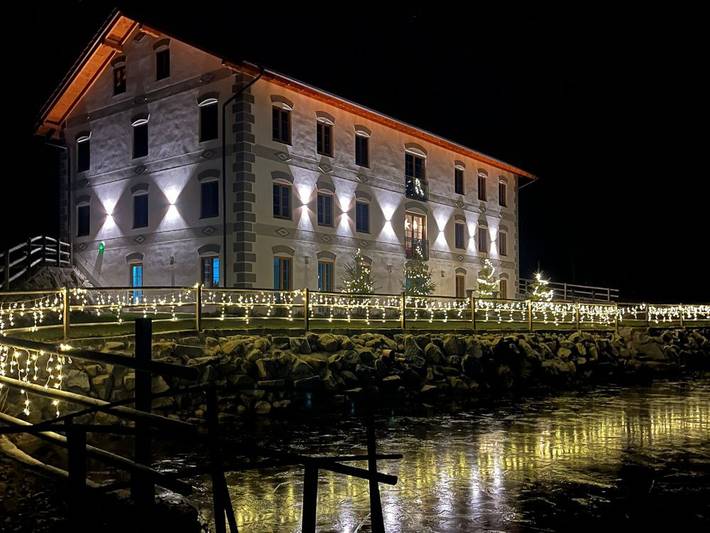 Ferienhaus für 4 Personen, mit Pool und Terrasse sowie Sauna und Balkon/Terrasse in Münchner-umland