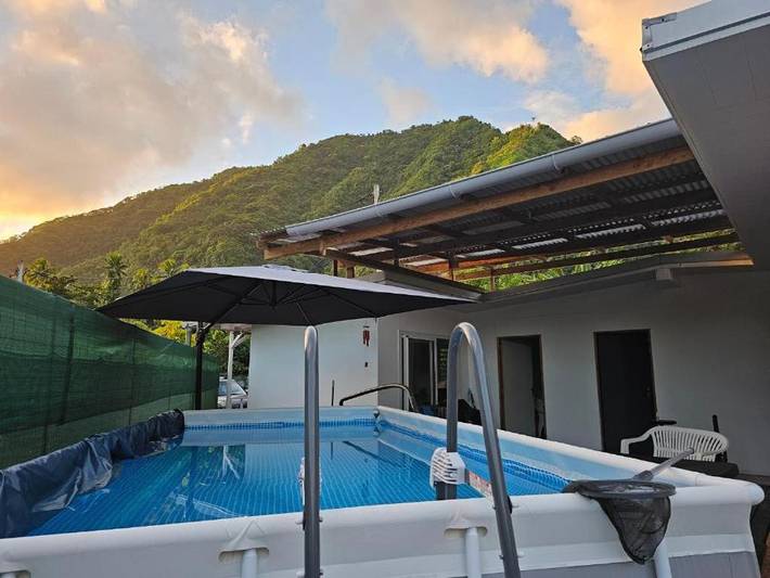 Location de vacances pour 8 personnes, avec piscine dans Teahupo'o - 2