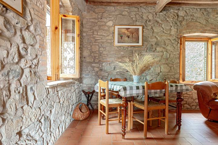 Cottage „Vinombrosa“ mit privatem Pool, Wlan und Klimaanlage in Chianni, Etruskische Küste