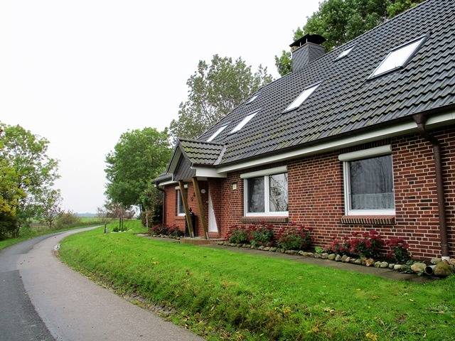 Ferienwohnung für 3 Personen, mit Balkon und Garten