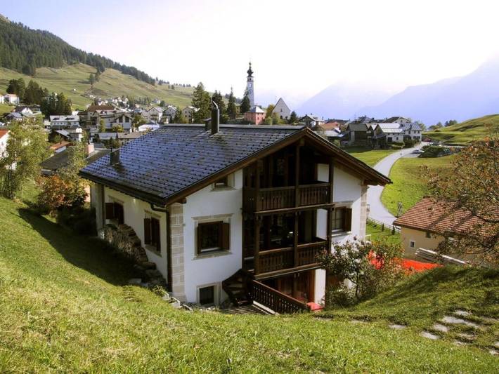 Ferienwohnung für 8 Personen, mit Balkon und Terrasse sowie Garten