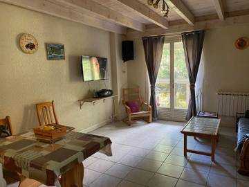 Chalet pour 6 Personnes dans Lac des Hermines, Besse-et-Saint-Anastaise, Photo 1