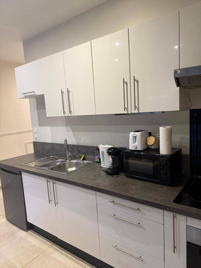 Appartement entier, Studio t2 in Mornas, Vaucluse