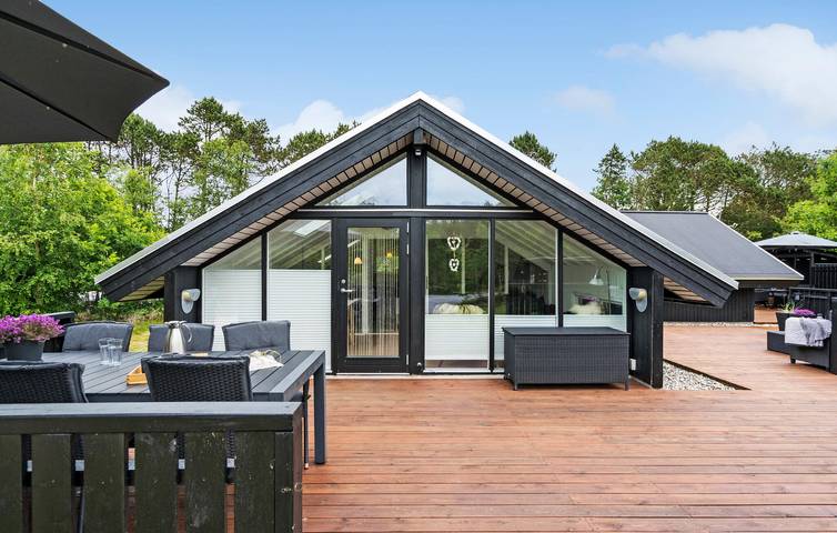 Ferienhaus für 6 Personen mit Terrasse in Lodbjerg Hede, Ringkøbing
