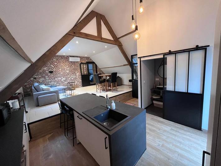 Gîte pour 7 personnes, avec terrasse ainsi que jardin et vue à Celles (Hainaut)