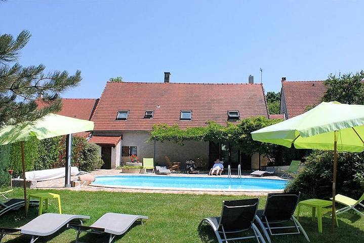 Chambre d’hôte pour 2 personnes, avec jardin et piscine, animaux acceptés