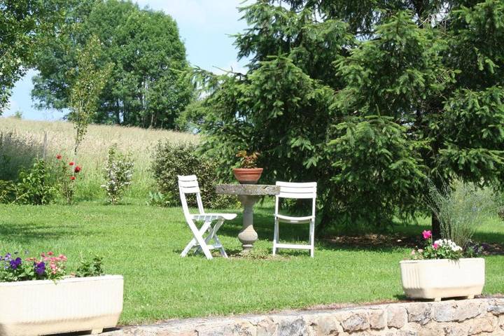 Location de vacances pour 2 personnes, avec jardin et vue, adapté aux familles à Miers - 3