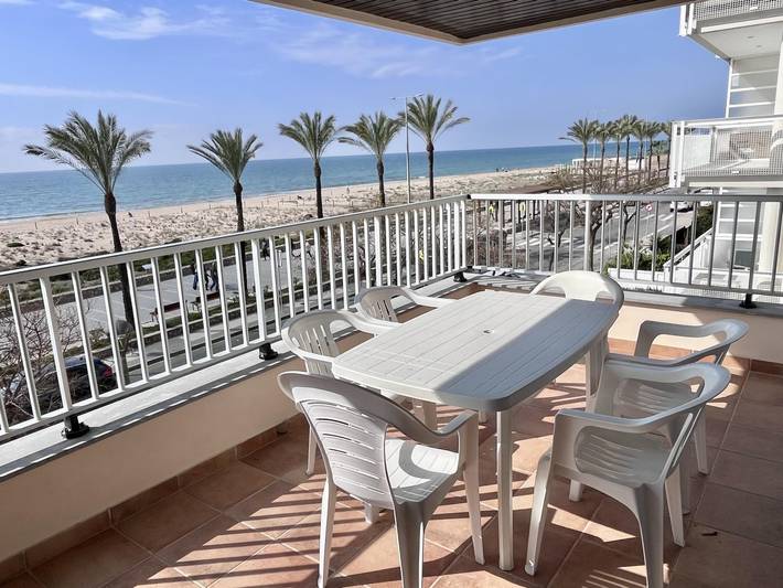 Ganze Ferienwohnung, Großzügige Ferienwohnung direkt am Meer mit traumhaftem Ausblick in Platja de l'Estany - el Mas Mel (Calafell), Calafell
