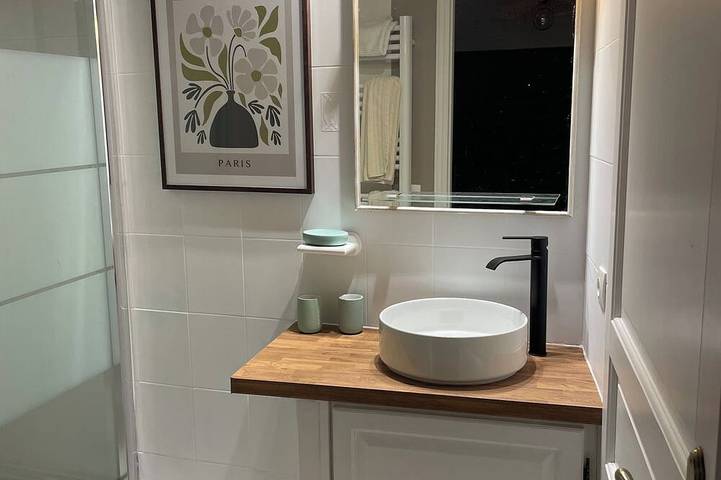 Location de vacances pour 2 personnes, avec piscine et sauna ainsi que jardin et jacuzzi à Pouldergat - 3