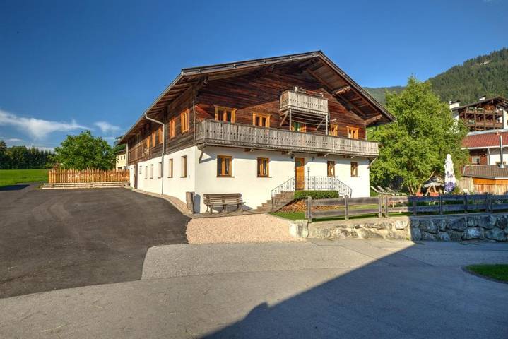 Casa rural para 15 personas, con vistas además de sauna y jardín, Se admiten mascotas - 1