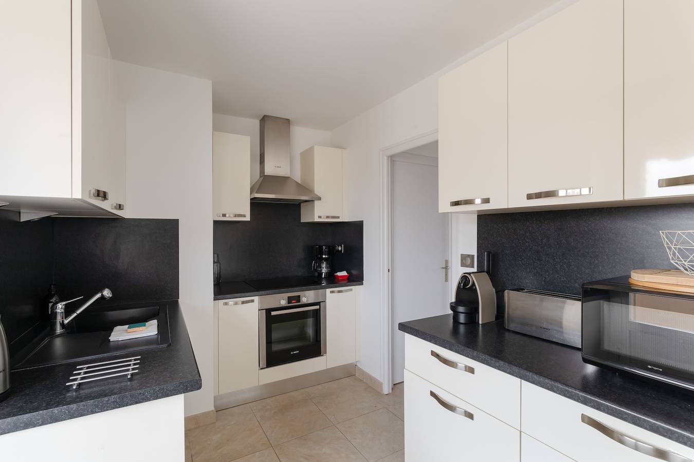 Appartement entier, Le Ballast - Appt à Dinard avec balcons et garage in Dinard, Région de Saint-Malo