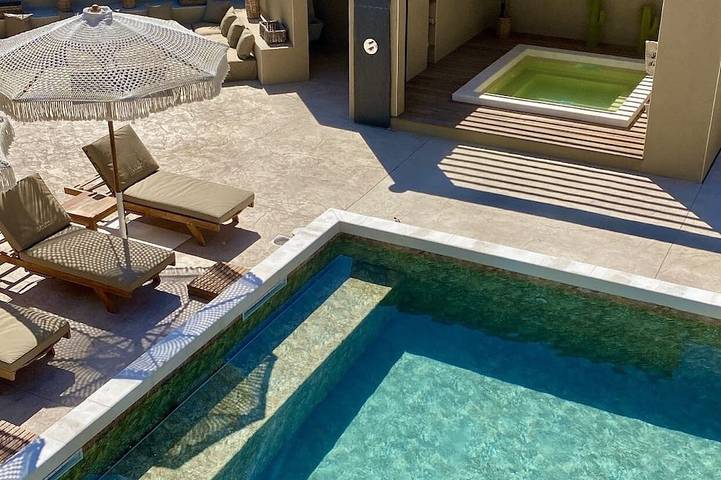 Location de vacances pour 10 personnes, avec balcon et jacuzzi à Chamaret