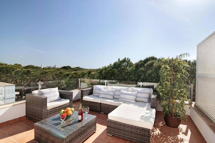 Villa para 6 pessoas, com piscina e vista e ainda jardim em Castro Marim